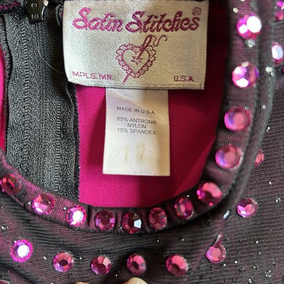 Satin Stitches Figure Skating Dress Leotard & Skirt Black Pink Rhinestones 12 - Picture 6 of 13